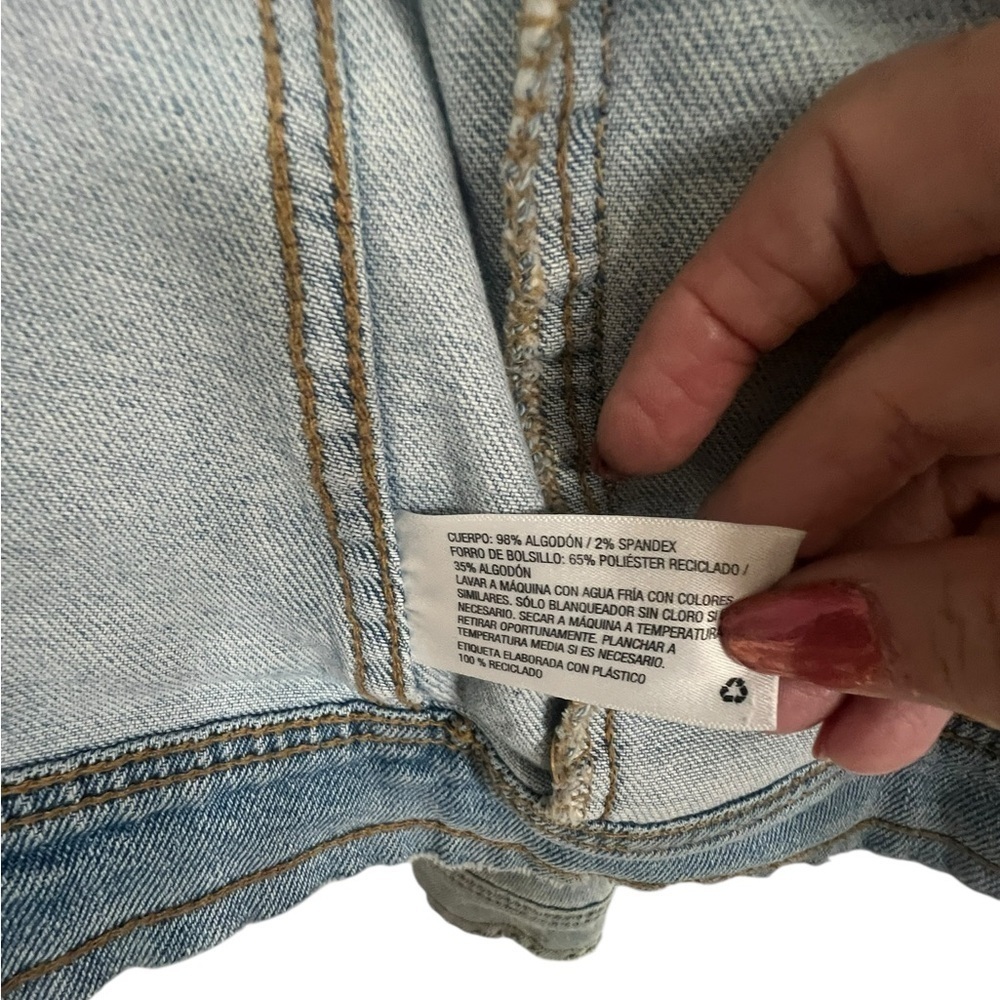 Universal Thread Light Blue Jean Jacket - Picture 3 of 4